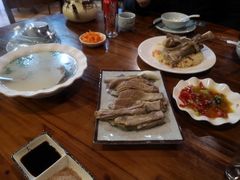 手抓羊肉-塔里木的羊·新疆特色餐厅(钱湖北路店)