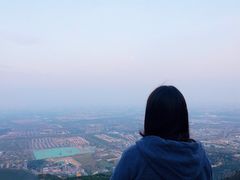 -鬼笑石后山停车场