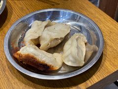 -黄阿姨锅贴大王(万航渡路店)