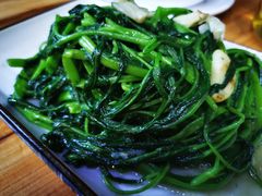 -琼大师东方烤乳猪(亚特兰蒂斯店)