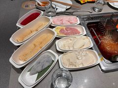 -海底捞火锅(金山百联店)