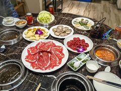 秦宝鸿运肥牛-臻牧壹品雪花牛肉火锅(大兴九臻店)