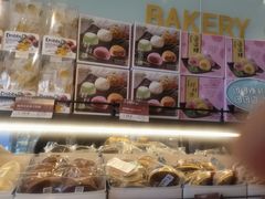 面包甜点陈列柜-金凤成祥(旧宫二店)