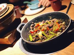 猫儿山的小黄牛-吃饭皇帝大(合生汇店)