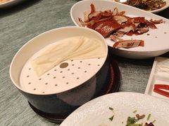 -凤凰园烤鸭店·唐山菜·传承花椒肉(老唐丰路店)