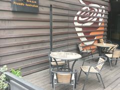 -Gloria Jean's Coffees