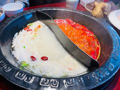 -袁老四重庆老火锅(桐梓坡店)