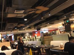 大堂-大头虾越式风味餐厅(光明广场店)