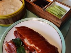 明湖烤鸭-鹊华居·地道鲁菜·海鲜·融合味(大明湖店)