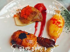-雍容荟帝王蟹活龙虾展台自助(IFS黑金店)