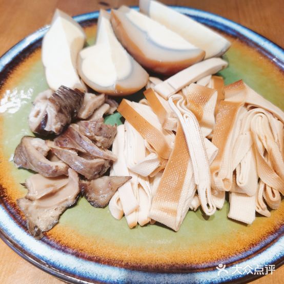 对青山烤鹅熏酱小酒馆(丹州小区店)