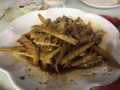 笋-小六农家乐(崇明西沙湿地店)