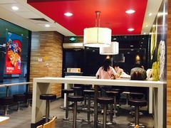 大堂-麦当劳(虹梅路地铁站店)
