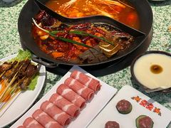 -肖婷姐大铁锅重庆火锅(南湖店)