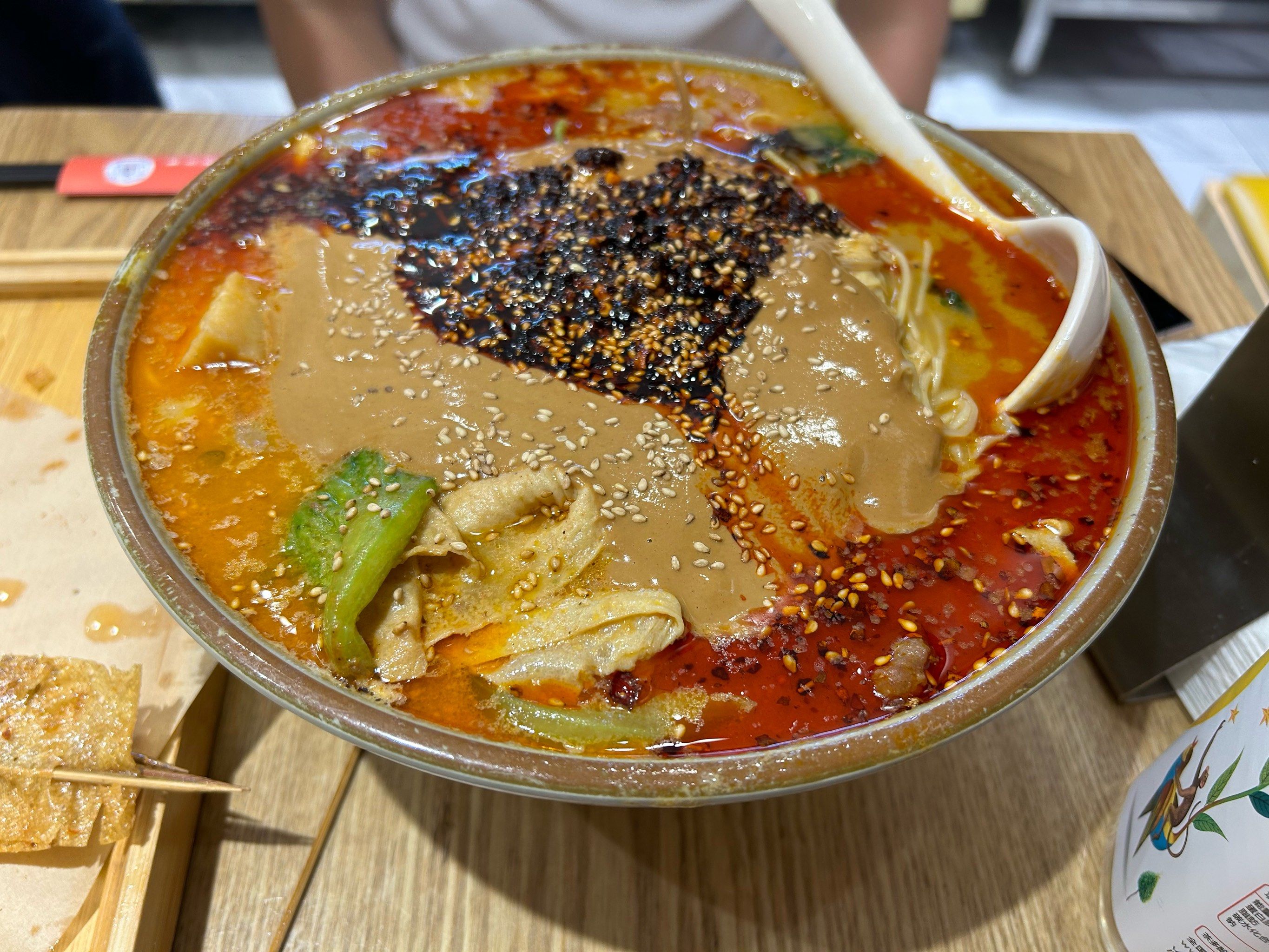 「艳华阿姨麻辣烫手工小串」经常来这家东北麻辣烫,2