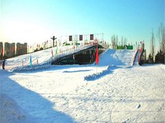 -北京亚布洛尼朝阳公园滑雪场