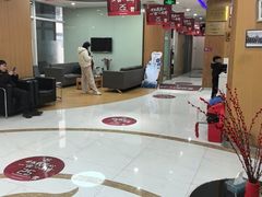 -雅悦齿科(顾村公园店)