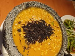 -菌自由丨野生菌火锅特色庭院餐厅(丽江古城店)