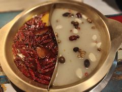 -房子红了鱼豆花重庆老火锅(广厦学院店)