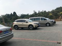 -梨木台悦来客农家院