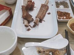 -乔家小院•本地小海鲜•非遗驴肉(万年泉路店)