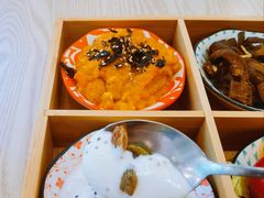 -轻蔬不用等·素食(江苏路店)
