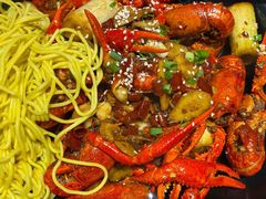 -靓虾二哥长沙地标小龙虾(五一广场店)