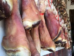 -阿婆情腊排骨火锅(金虹路店)