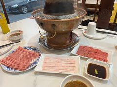 半边云-洪运轩饭庄(北纬路店)