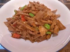 -临街徽菜馆·正宗黄山味