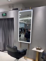 点击看大图 -八佰伴8008星级形象店
