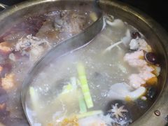 -川中故事·成都老火锅(东书房店)