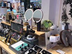 -微缤礼物(青岛海信广场店)