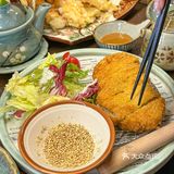 他家鹅肝特别香 料汁用的也不重 天妇罗炸虾的面衣好脆！
