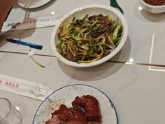 -东北小板凳地摊烧烤(泰来街店)