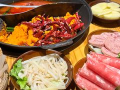 -乐闹闹重庆火鍋(民治店)