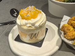 -W COLLECTIVE  DESSERT SHOP