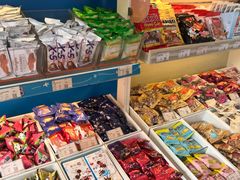 -来伊份(星湖街店)