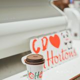 “这里有酒有故事”加拿大小红杯