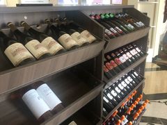 -丹世红酒庄·烧烤·团建·婚礼·水上运动