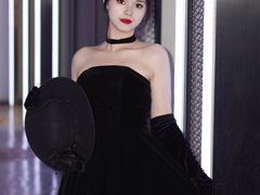 -经典婚纱摄影美学馆·私人定制
