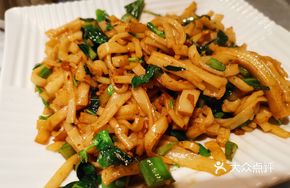 Beef Stir-Fried with Glass Noodles
