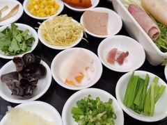 -妈妈故事米线(市府恒隆店)