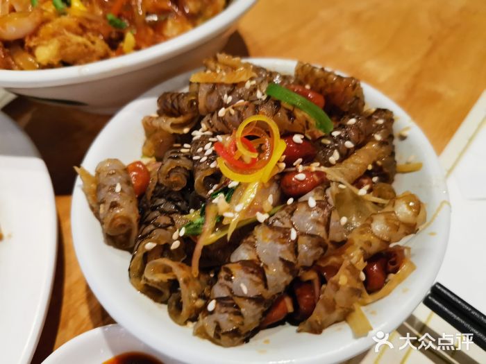 后街唐厨61特色粤菜(友谊店)凉拌鱼皮花生图片
