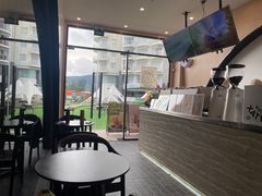 -本来不该有·鲜果咖啡(大梅沙店)