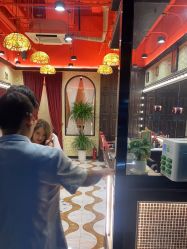 -东方先生国潮男士理发馆