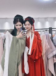 -汉仪华裳汉服馆(打浦桥店)