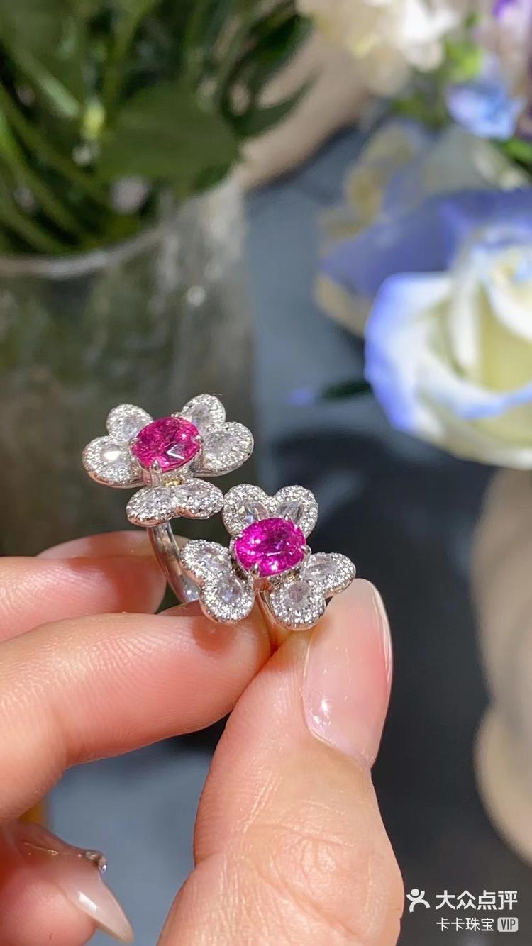 繁华似锦所遇皆甜是春天的颜色新品红宝石双生花戒指