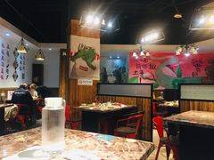 大堂-还是那家•秘制活鱼现烤•香辣美蛙(独墅湖邻里中心店)