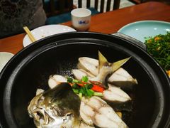 水油盐焗金鲳鱼-海铺·渔家虾水饺(皇姑店)
